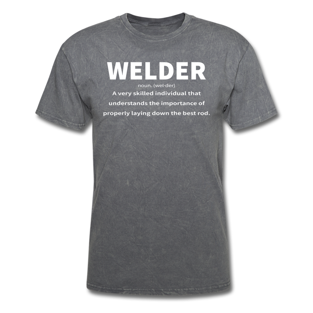 Welder: Noun Men's T-Shirt | Laying down The Best Rod - forest green